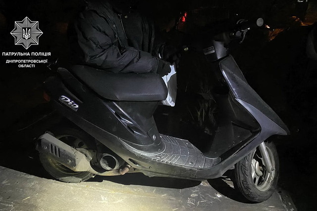 Двое воров украли скутер Honda Dio: одного госпитализировали, второго задержали