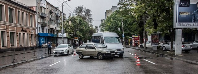    :    Lada